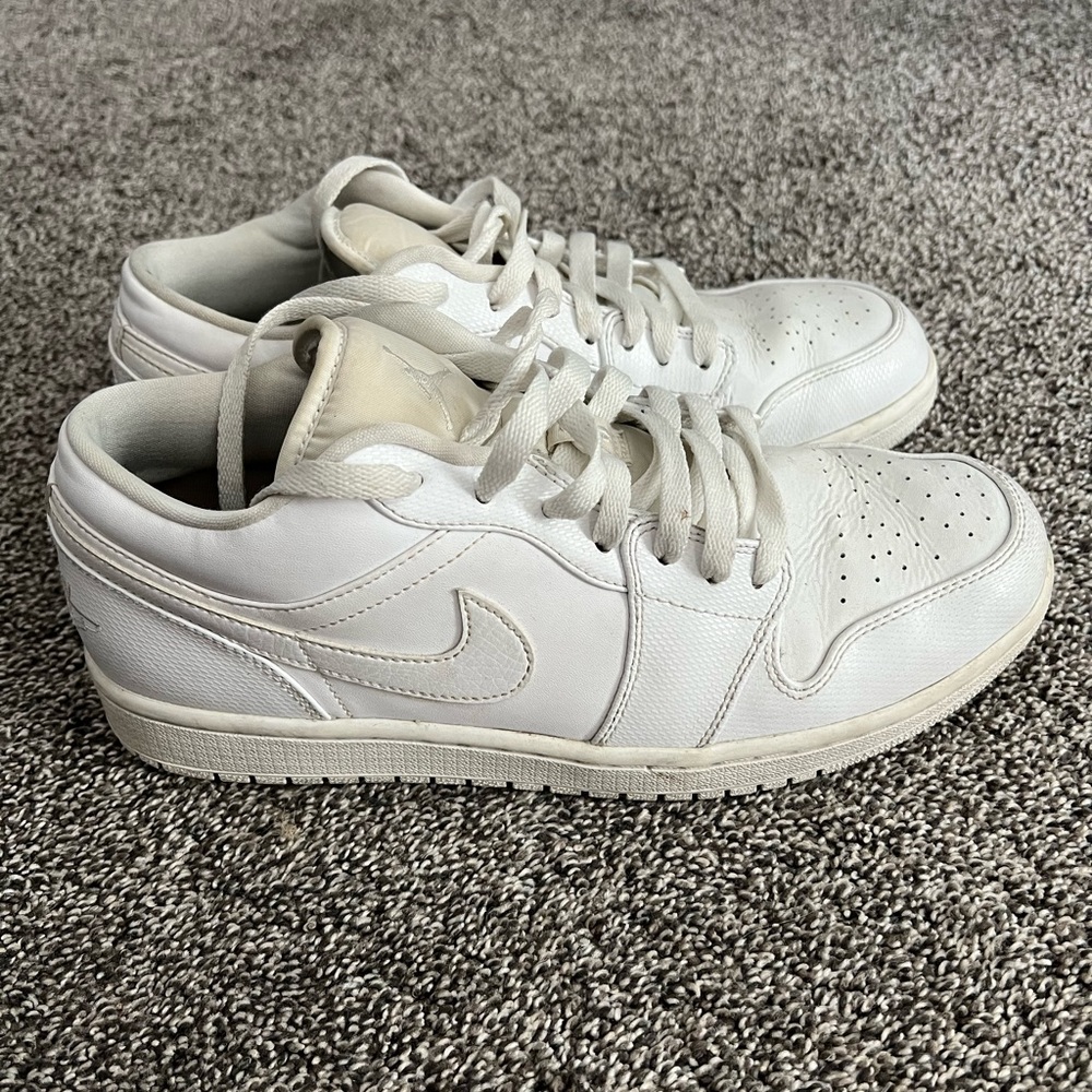 Air 1 Jordan Shoes by NIKE